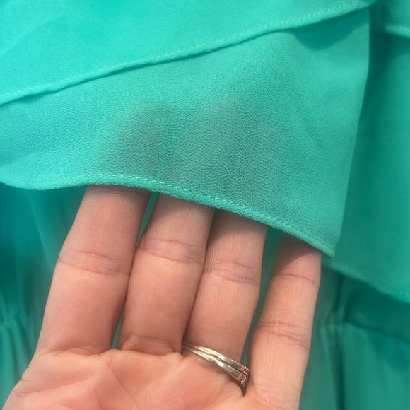 Gianni Bini green Ruffle One Piece romper size large. - Picture 7 of 8